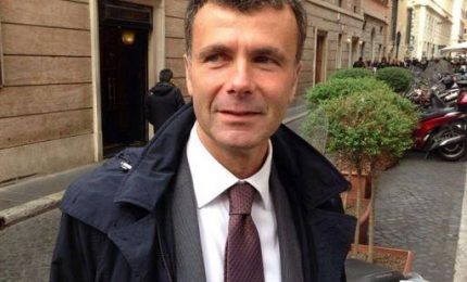 Oltre lo 'scalpo' dei forestali, Baccei vuole anche 'incaprettare' circa 900 dirigenti regionali