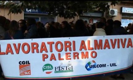 Palermo, i dipendenti Almaviva 'aspettano' Renzi: ma è lui il colpevole?