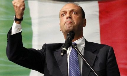 Salviamo la lingua 5: "I requisiti per essere espulso" trovati dal ministro Alfano