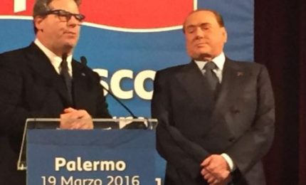 Il quasi-flop di Berlusconi a Palermo, tra giornalisti ridotti a buoni & cattivi e i puntini sulla 'i' di Nello Musumeci...