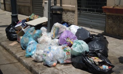 Palermo, la città più sporca d'Europa. I cittadini scrivono al presidente della RAP
