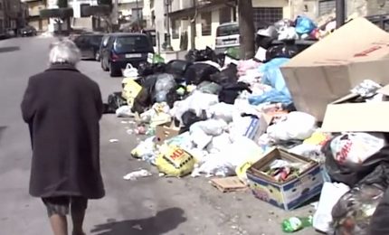 Rifiuti in Sicilia: tra l'export di munnizza e gli inceneritori siamo ormai al ridicolo!