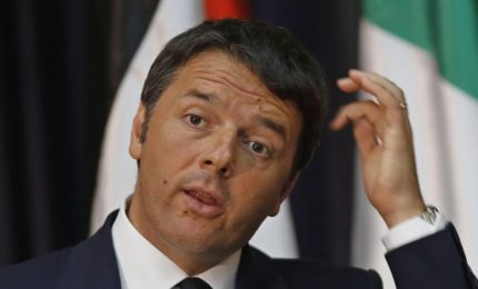 Renzi: "Tutto a posto". Come mai Regione, Comuni ed ex Province siciliane sono senza soldi?