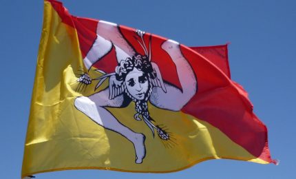 Dopo il referendum per la Sicilia indipendente, la Costituzione della Repubblica Siciliana