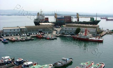 Il recupero del peschereccio e delle salme &egrave; costato 10 mln di Euro. E' stato fatto un bando pubblico?