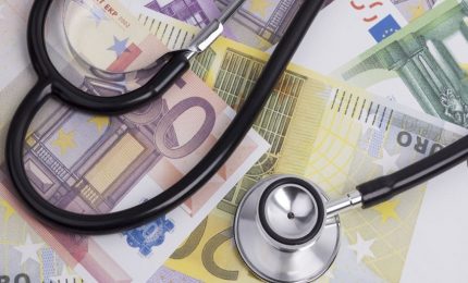 Sanità siciliana: invece di assumere nuovi medici e infermieri si pagano i dipendenti SAS, i precari e i mutui!