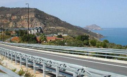 Al CAS "un contenzioso immenso". Ma l'assessore non conosce i dettagli...