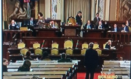 La casta beffa i Siciliani: all'Ars la vergogna di un'Aula vuota, e io pago! Ardizzone batta un colpo