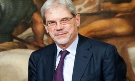 Il ministro De Vincenti in Sicilia: ecco la sua strategia per il Sud