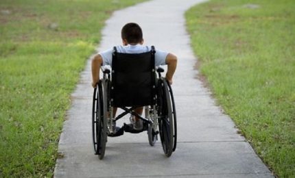 I disabili gravi: Roma taglia i fondi e l'attenzione mediatica viene dirottata su Regioni e Comuni