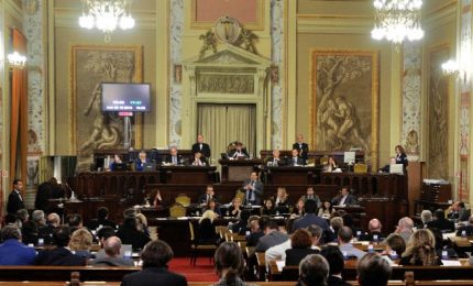 Ars, al via la Finanziaria 2017 con i 'buchi'(manca solo il voto finale). Caos su Fondo pensioni e disabili