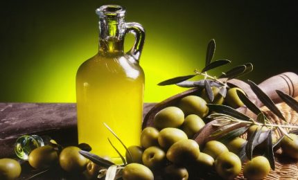 Perché per i Siciliani è importante acquistare l'olio d'oliva extra vergine dagli stessi produttori siciliani