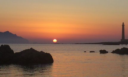 Pensierino della sera/ Dedicato agli inetti