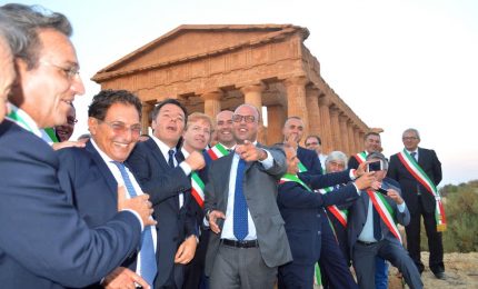 Angelino Alfano & Rosario Crocetta, i due 'traditori' della Sicilia nel nome di Renzi