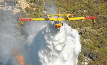 Dietro gli incendi in Sicilia: le considerazione del MAB su Vigili del fuoco e Protezione civile