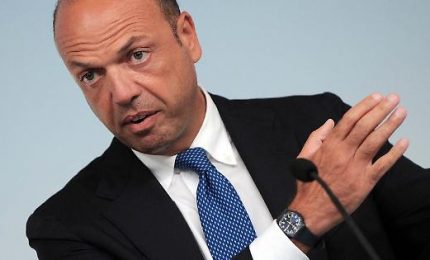 Ma Alfano sta con Renzi o con Berlusconi? O con tutt'e due?