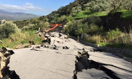 Un tempo qui si correva la 'Targa Florio'. Poi arrivarono Renzi e il Governo Crocetta-PD...