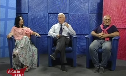 Palermo sommersa dai rifiuti/ I Verdi: il sindaco Leoluca Orlando va rimosso