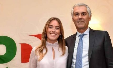 Maria Elena Boschi in Sicilia: far&agrave; fare a Micari la fine che hanno fatto lei e Renzi al referendum?