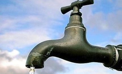 Acqua: chiedere cose di sinistra a un Governo di centrodestra dopo che il Governo Crocetta ha fatto cose di destra...