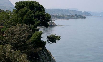 L'ultima follia: un deposito di carburanti per distruggere la costa di Termini Imerese