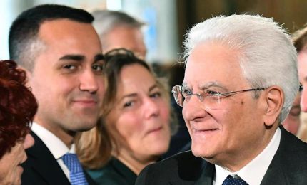 Le 'acrobazie' dei grillini: in Sicilia con Don Rodrigo, a Roma con l'Innominato...