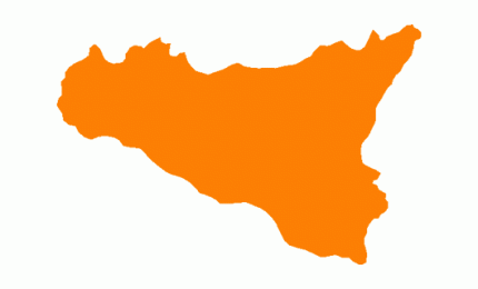 Autonomia siciliana, oggi al via la raccolta di firme per il riconoscimento dell'insularit&agrave;