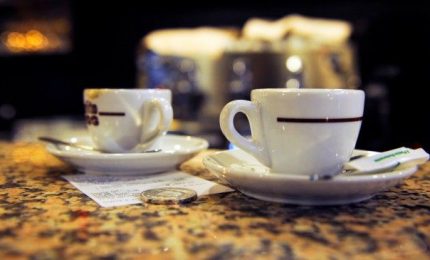 Palermo: entri al bar a prendere un caffè? Stai attento ai vigili con la cinepresa...