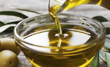 Cari cittadini del Sud, l'olio extra vergine di oliva acquistatelo nei frantoi e nelle aziende del Sud!