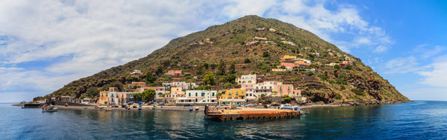 terza pagina /Per Alexandre Dumas Alicudi è incomprensibile...