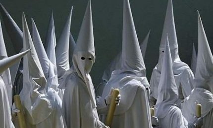 Ars: approvata la legge che 'sgama' i volti degli 'incapucciati' in politica