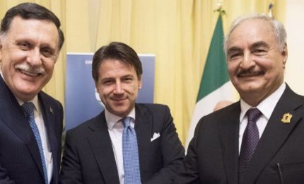 PD e Forza Italia 'toppano' anche come iettatori: riuscita la Conferenza di Palermo