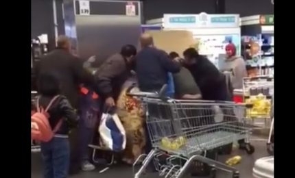 La ressa alla Lidl di Palermo per l'olio di semi e l'attacco all'olio d'oliva italiano/ MATTINALE 200