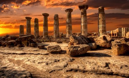 Turismo record nella Valle dei Templi. Ma come fanno i turisti ad arrivare ad Agrigento?