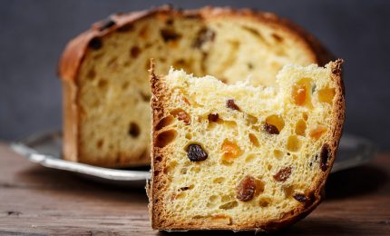 Si può vendere un panettone a 2 euro? Che cosa ci fa mangiare la Gdo?