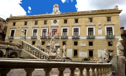 La crisi del Comune di Palermo: invece di eliminare gli sprechi si tagliano servizi ai cittadini