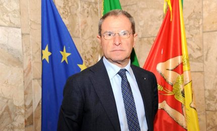 Si interrompe la protesta degli ex Sportellisti: c'è l'impegno dell'assessore regionale Scavone