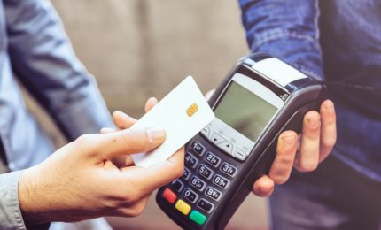 Sanità, all'ospedale di Villa Sofia di Palermo il ticket si paga solo con il bancomat...