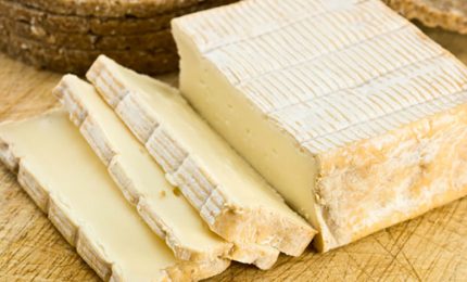 Allarme per alcuni formaggi francesi contaminati: 13 bambini ricoverati