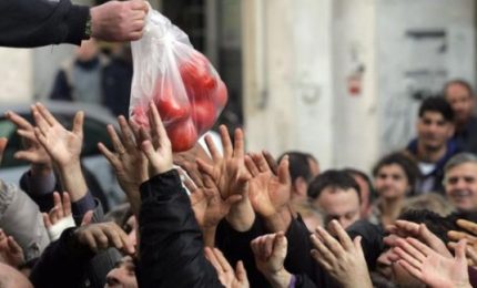 In Grecia le politiche di austerità imposte dalla Troika hanno ucciso 700 bambini. Ma tutto tace