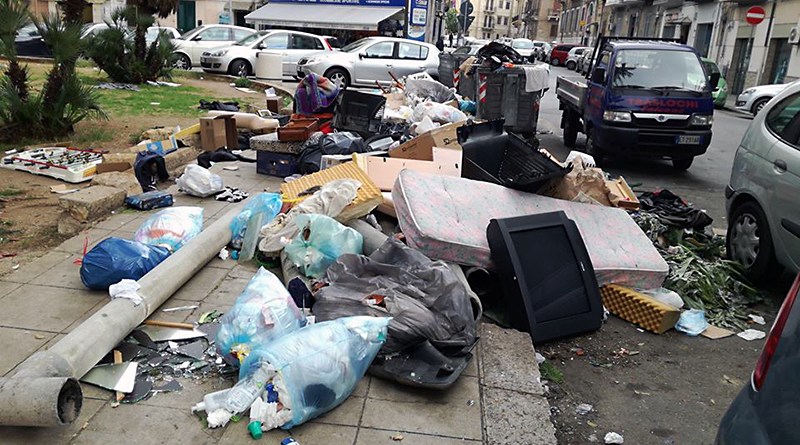 Rifiuti a Palermo