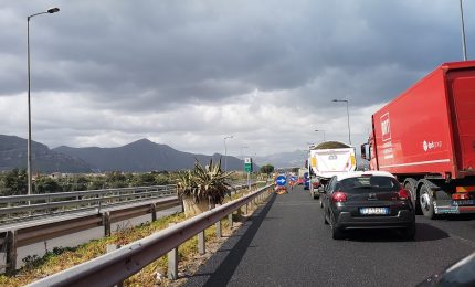 Palermo-Catania: come gestire un'autostrada per distruggere l'economia e la vita dei cittadini