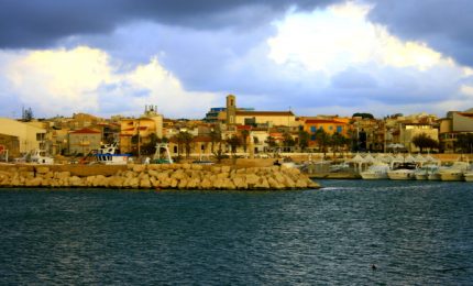 Soldi buttati/ A Scoglitti il porto degli sprechi: in costruzione dal 1879 e ancora incompleto...