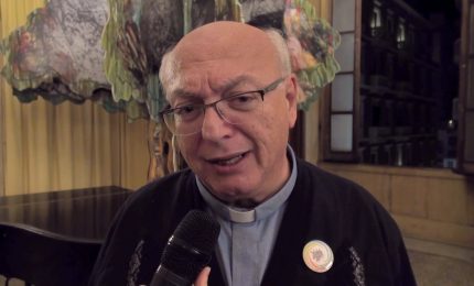 Padre Garau, il sacerdote che sfida la politica su lavoro ed emigrazione in Sicilia/ MATTINALE 297
