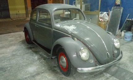 Il mondo saluta la fine del Maggiolino, l'auto della Volkswagen che ha segnato più epoche