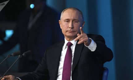 'Pezzi' della politica italiana con Putin? Fusaro: da evitare sono gli USA, non la Russia! (VIDEO)