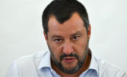 A furia di tirare la corda Salvini otterr&agrave; un mezzo 'golpe europeista' tipo Monti.../ MATTINALE 343