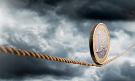 Unione Europea dell'euro: non è che sta arrivando un 'ciclone finanziario' e non ci dicono nulla?