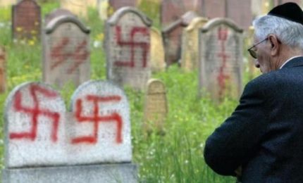 Non è che l'antisemitismo serve a nascondere i veri problemi dell'Italia?