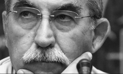 Che Cosa c'è dietro la tecnologia 5G: migliaia di satelliti e un impressionante bombardamento elettromagnetico (VIDEO)